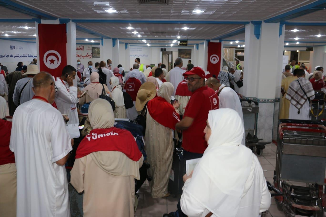    المنستير ..كورونا  تؤجل سفر 4 حجيج والليلة ثاني الرحلات من مطار الحبيب بورقيبة