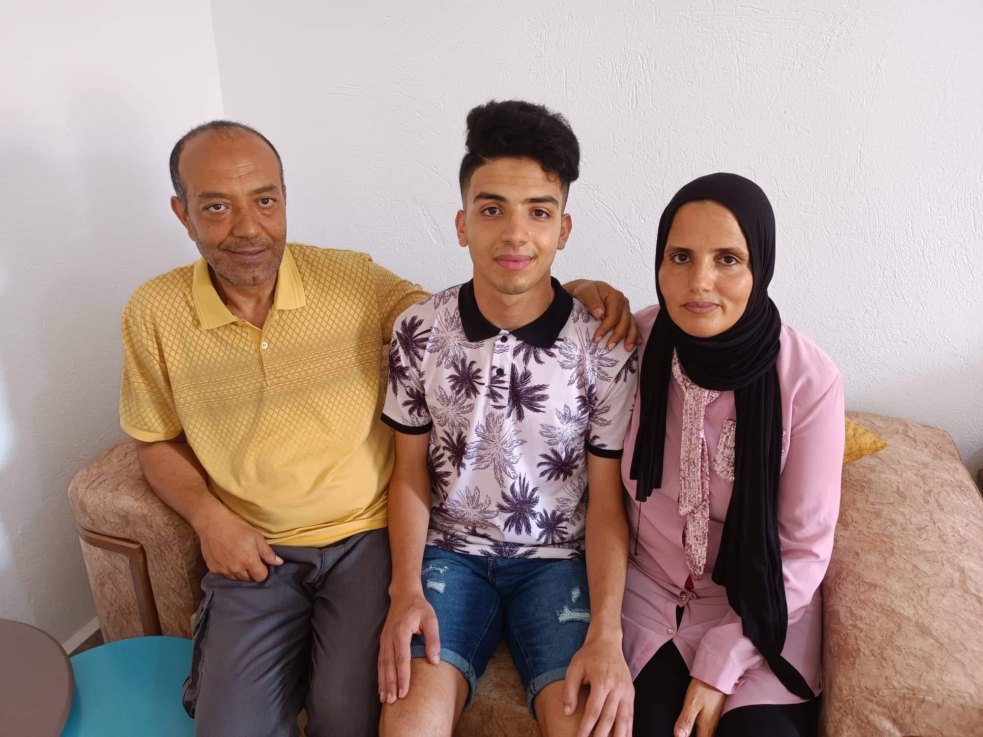 "أمير بن خضر الأول وطنيا في شعبة الاقتصاد والتصرٌف لـ"الصباح نيوز" :..باختياري لم اجتز"السيزيام"  وساواصل دراستي في الخارج