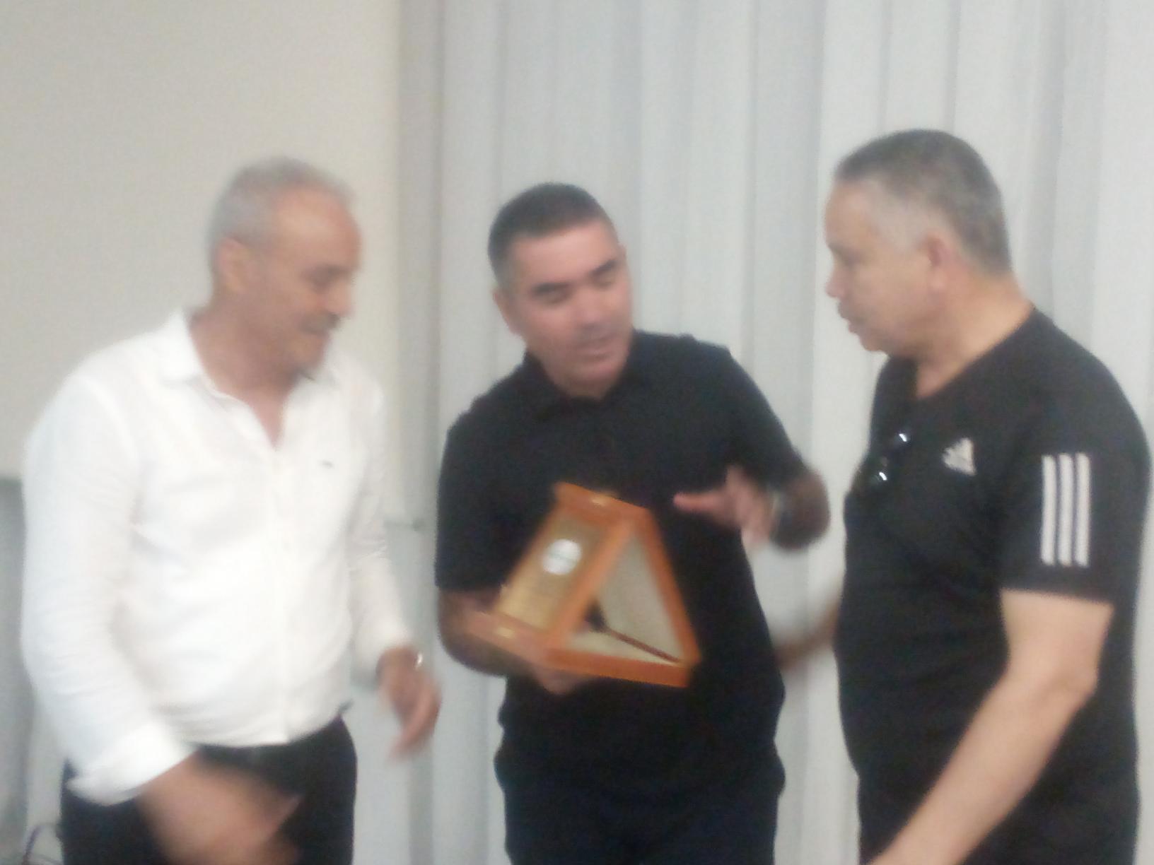  بعد الجلسة العامة الانتخابية لودادية المدربين التونسيين.. تجديد الثقة في وحيد منيف على راس الودادية