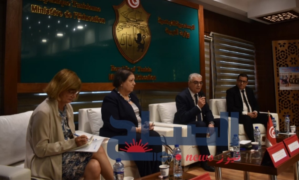 وزير التربية يعلن إطلاق منصة لجمع التبرعات لتهيئة المؤسسات التربوية