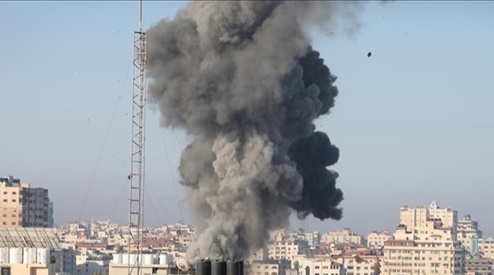 إسرائيل تستهدف خلية للجهاد في غزة.. ومقتل فلسطيني بخان يونس