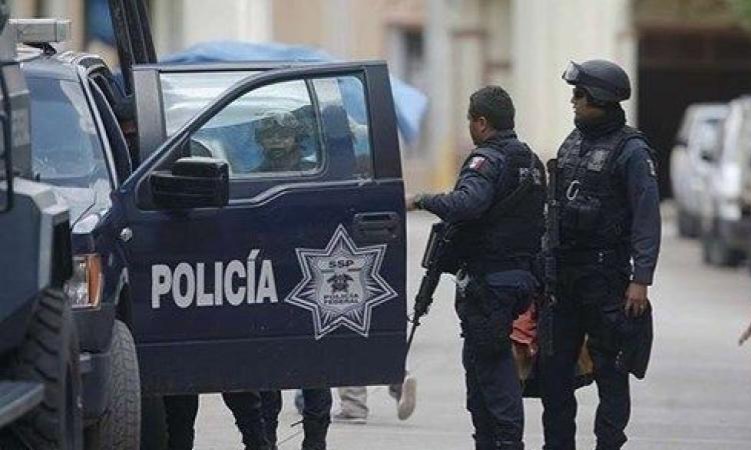 المكسيك.. مقتل 13 شخصا في تبادل إطلاق نار بين الشرطة والمسلحين