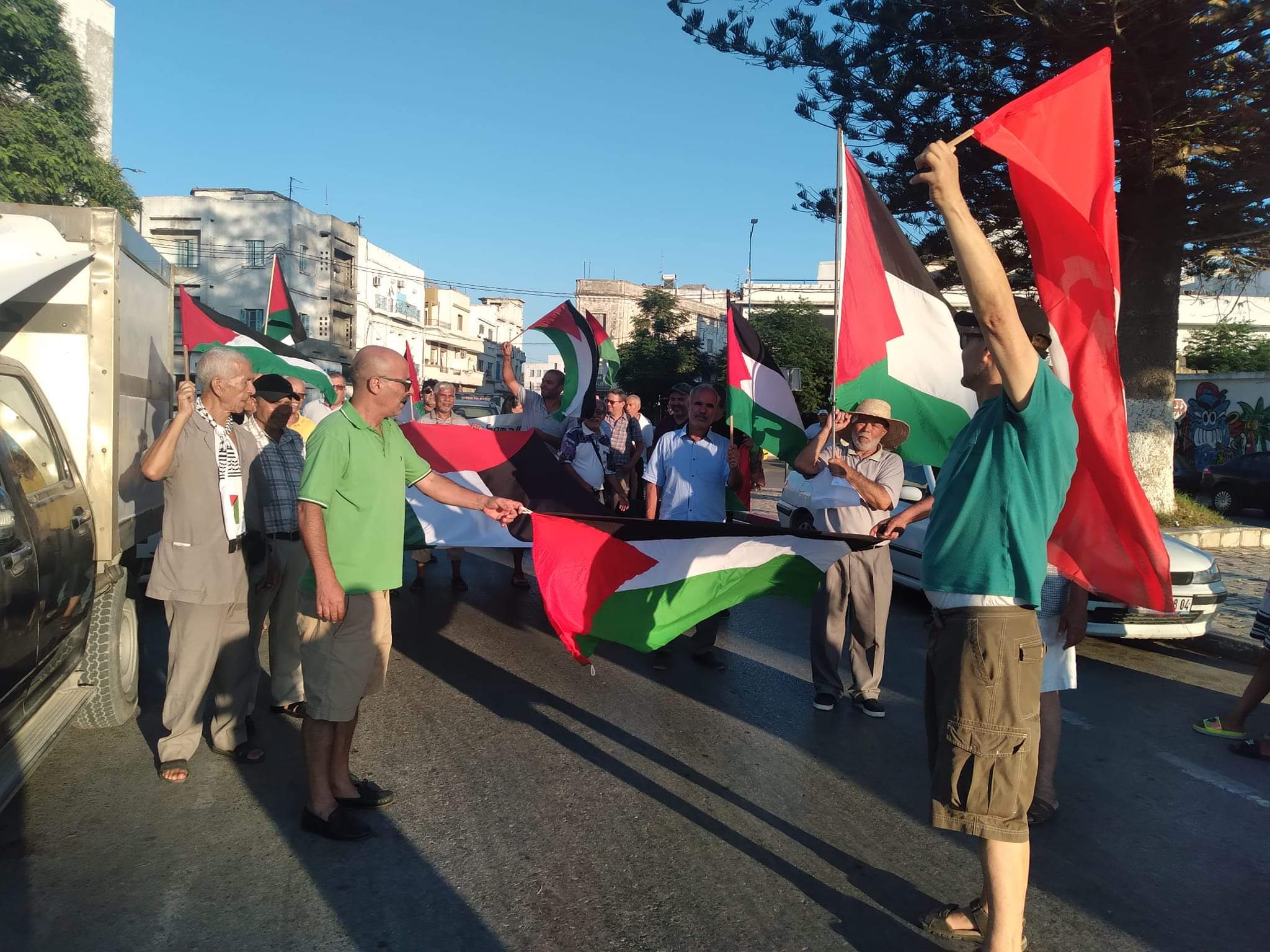 بنزرت.. مسيرة تضامنية مع المقاومة الفلسطينية