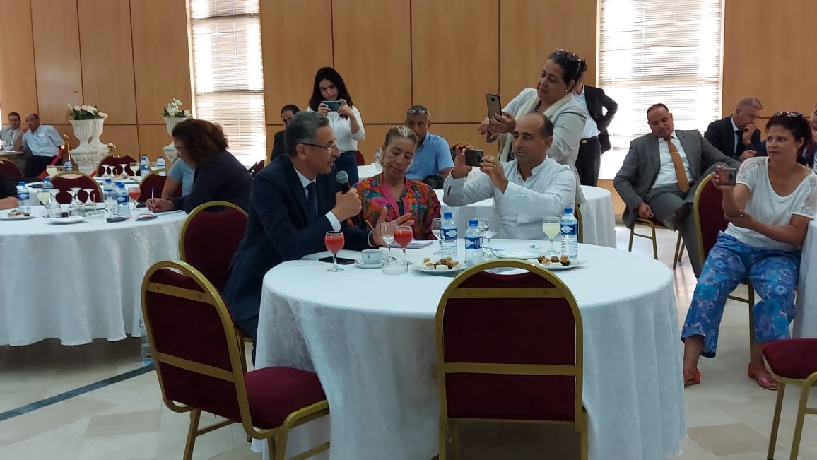 وزير الداخلية: لست مؤهلا لرئاسة الحكومة 