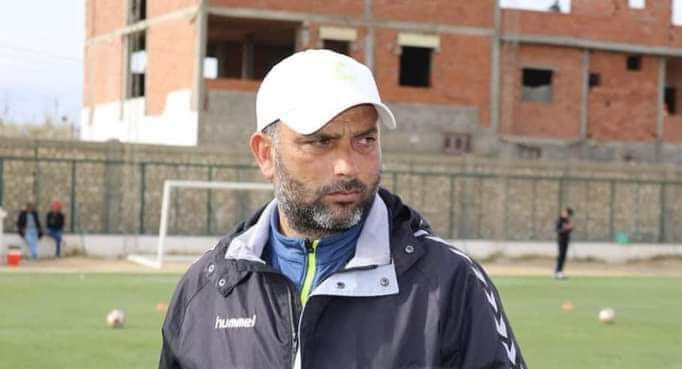في انتظار تدعيم الفريق..إتحاد قصور الساف يتعاقد مع المدرب فاضل الشاوش 