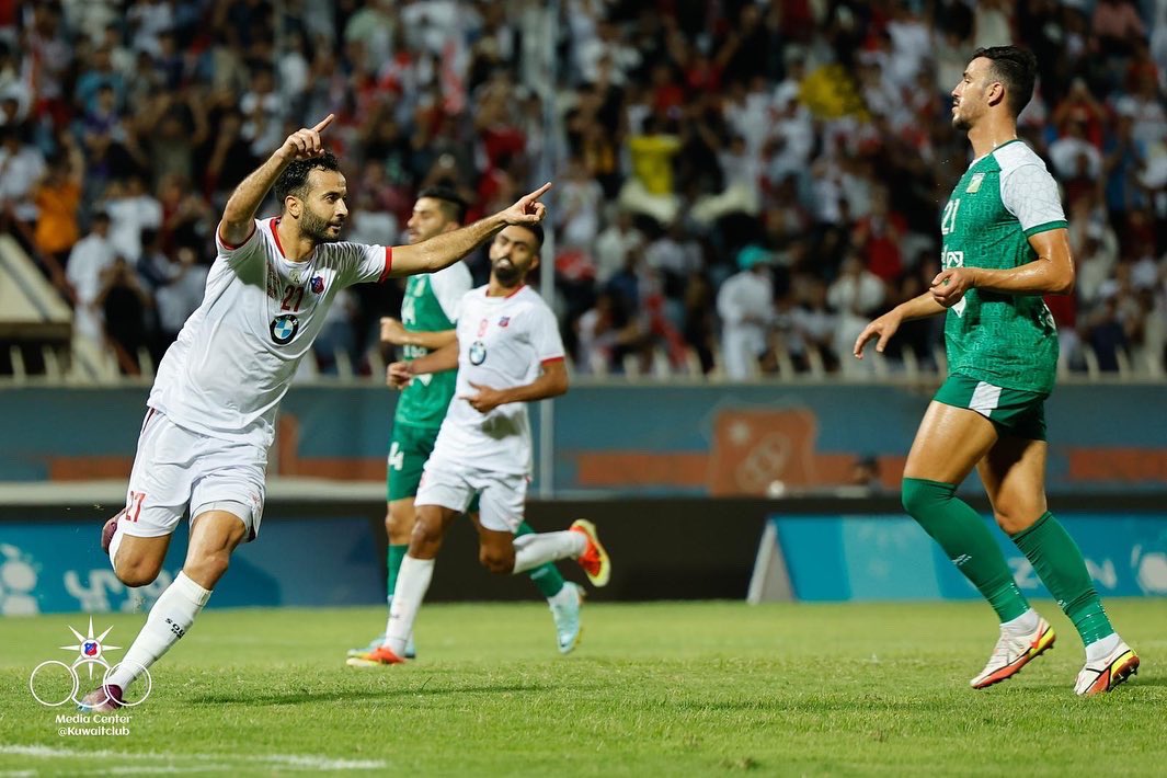 البطولة الكويتية: ثلاثية الخنيسي تقود الكويت الكويتي لفوز صعب على العربي 