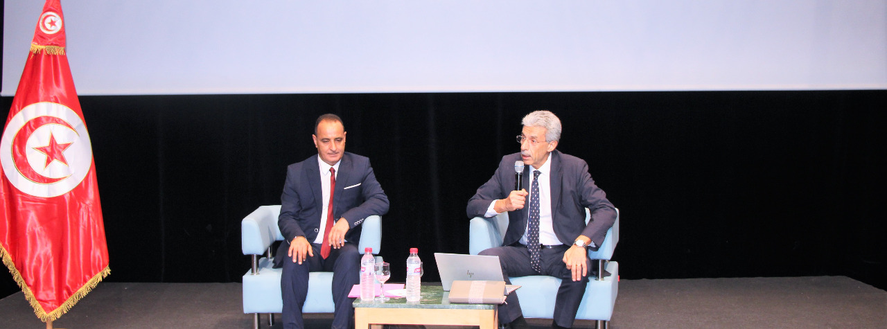 جلسة عمل مع ولاية مدنين في إطار إستكمال المرحلة الثالثة من إعداد المخطط التنموي 