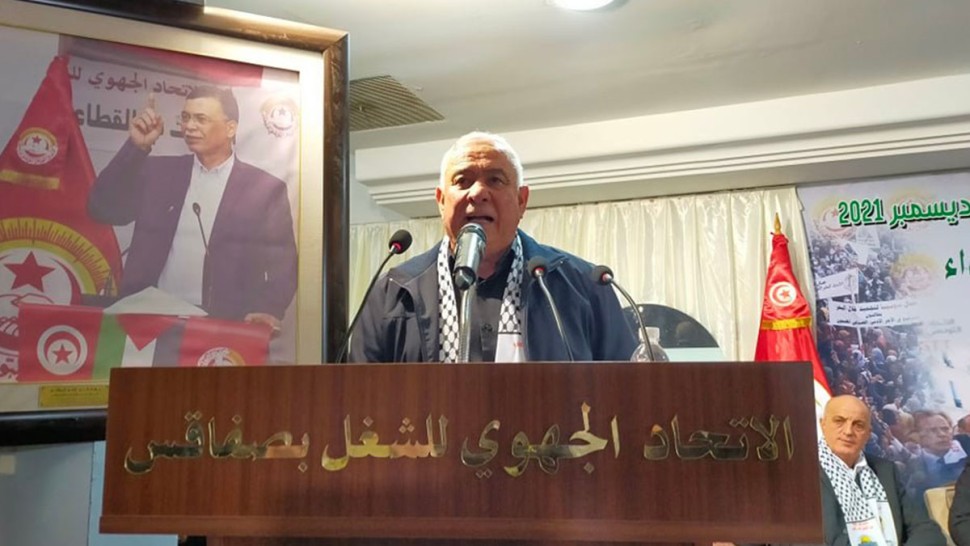 تفاصيل الزيادة في أجور الموظفين وأعوان المؤسسات العمومية