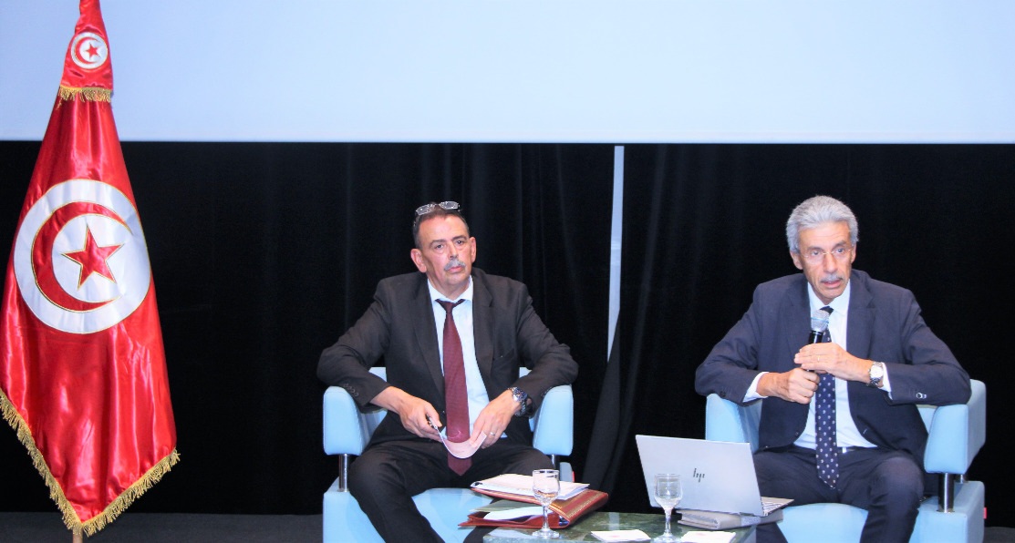 جلسة عمل بين وزارة الإقتصاد والتخطيط وولاية المنستير في إطار إستكمال المرحلة 3من إعداد المخطط  التنموي 2023/2025 