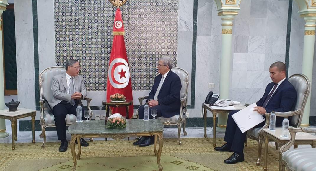 تمكين الطلبة التونسيين من استئناف دراستهم بالجامعات الصينية؟؟.. آخر المستجدات 
