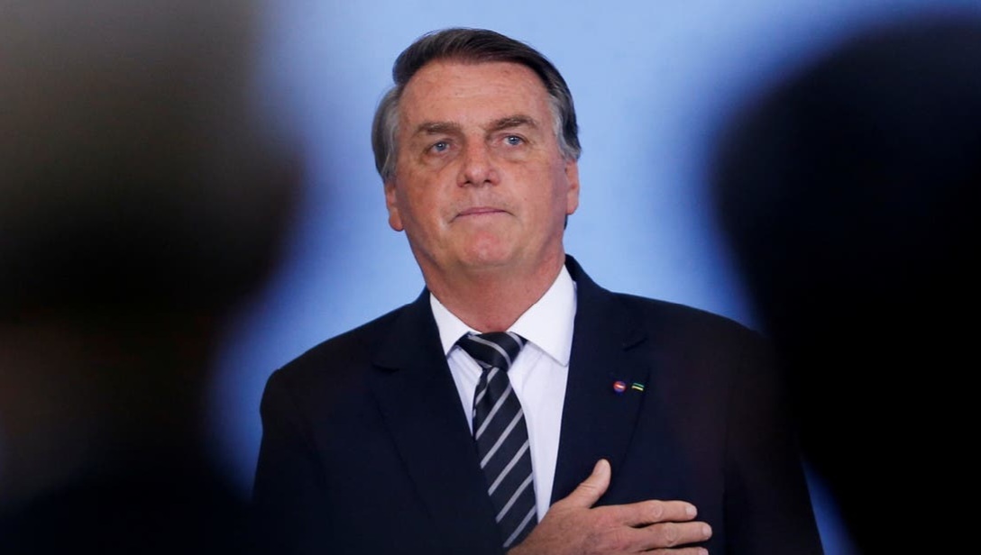 رئيس البرازيل ومنافسه يتبادلان الاتهامات بالفساد في المناظرة الأخيرة قبل الانتخابات