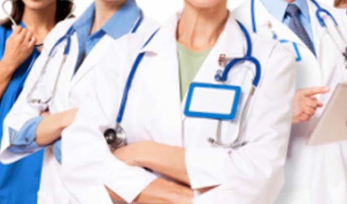 بعد السماح لطلبة أوكرانيا بإجراء تربصات في المستشفيات العمومية.. الهياكل المهنية الطبية تحتج وترفض ..