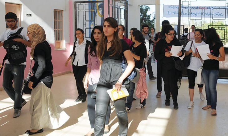 مخدرات.. "براكاجات" واغتصاب.. الجريمة تحاصرهم في عقر دارهم.. والتلاميذ في خطر