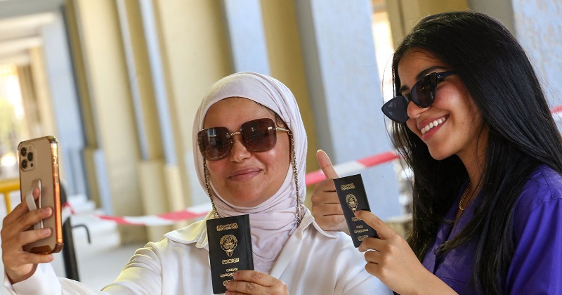 رسالة الكويت : عودة المرأة.. هيمنة المعارضة وفوز نائبين في السجن .. مفاجآت الانتخابات البرلمانية..