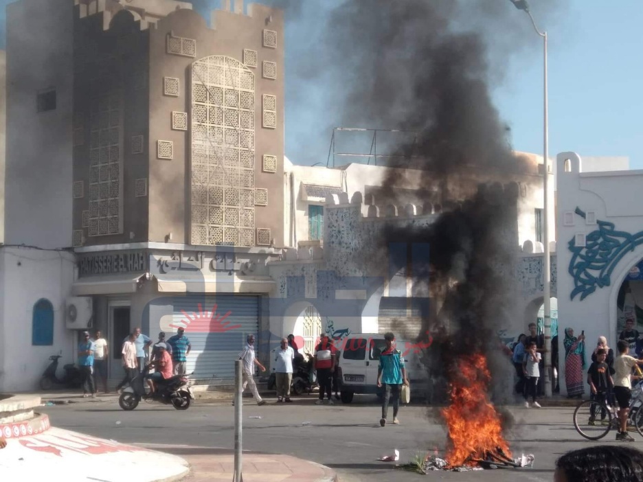 احتقان واحتجاجات بجرجيس بعد التعرف على جثث مفقودين قُبروا دون تحليل جيني