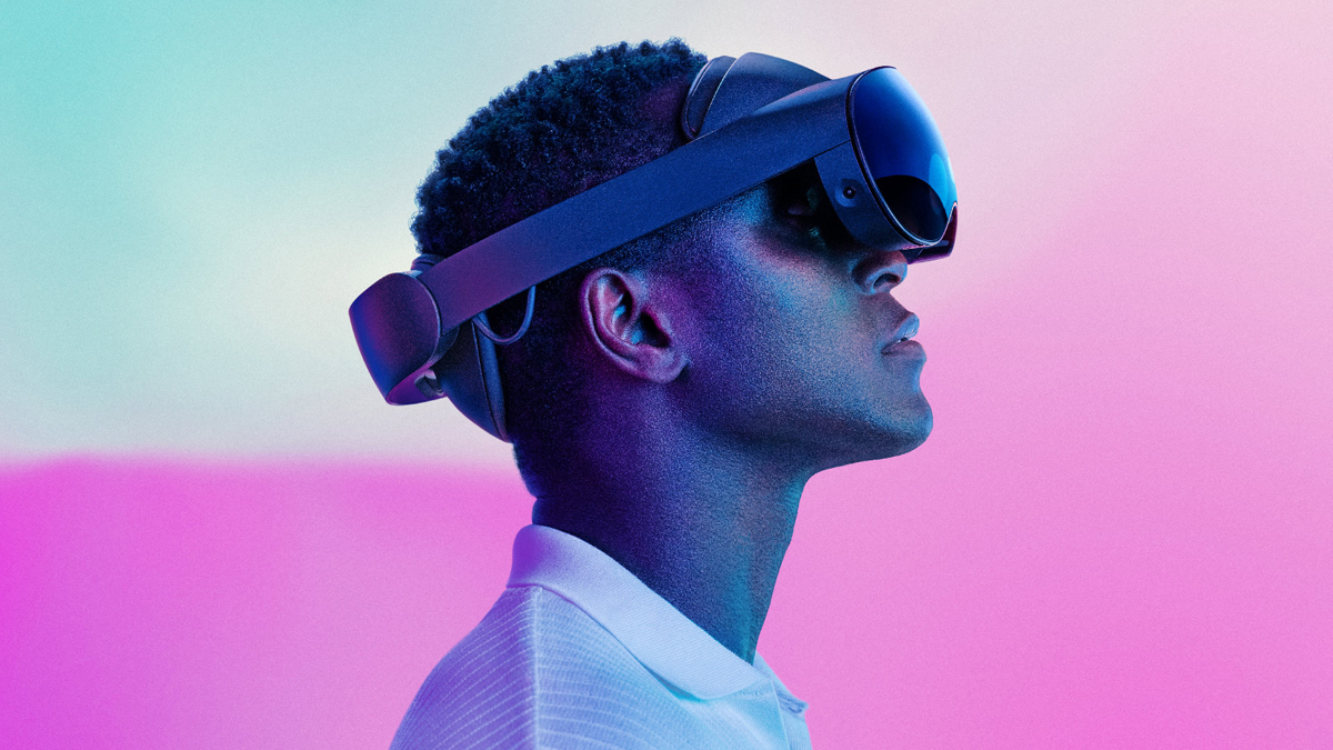 ميتا تكشف النقاب عن نظارة الواقع الافتراضي "كويست برو"
