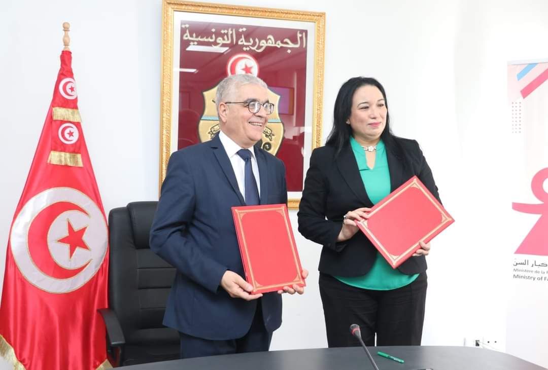 بين وزارتي المرأة والتربية.. اتفاقية للتمكين الاقتصادي لأمهات التلاميذ المهددين بالتسرب المدرسي