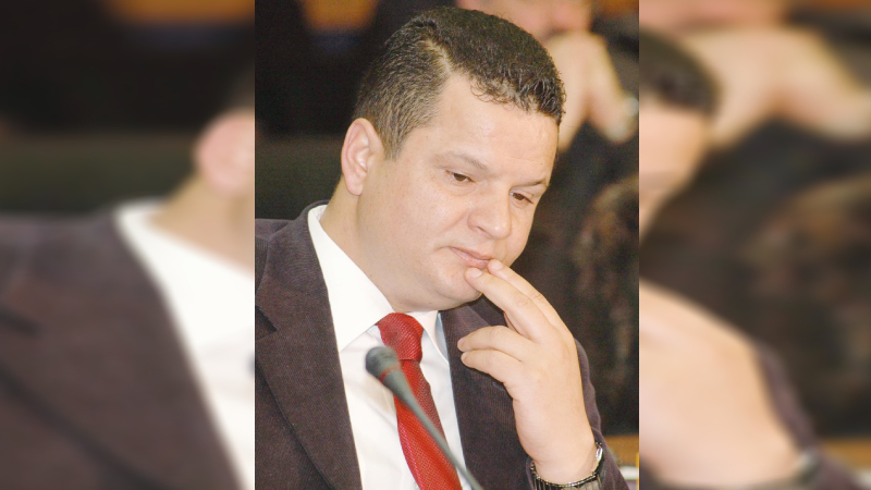 الأزمة بين الاعتراف والرفض.. المبني للمجهول