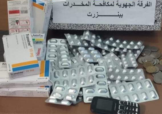 بنزرت..الإطاحة بمروج مخدرات بين الاوساط التلمذية والشبابية 