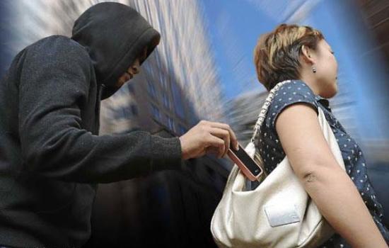   سوسة.. الاطاحة بلصّ الهواتف الجوالة بباب بحر