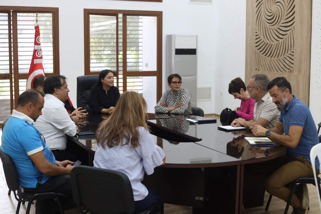 منزل عبد الرحمان..وفد كندي يتابع تنفيذ مشاريع رياضية مشتركة