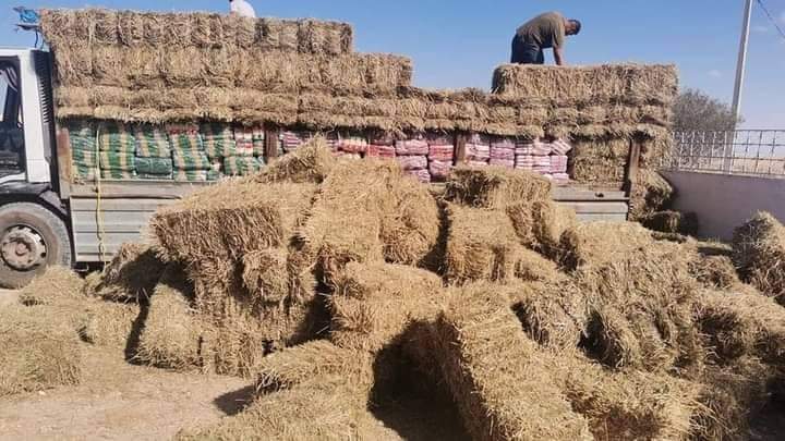 كانت مخفية تحت كمية من الاعلاف.. احباط تهريب 6 أطنان من المواد الغذائية المُدعمة 