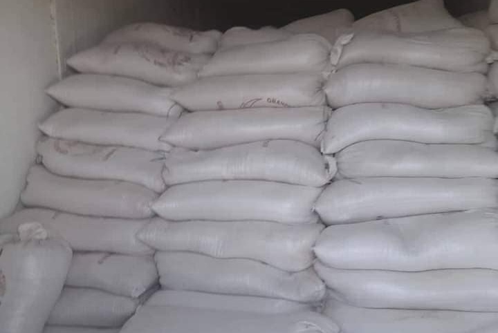 سيدي بوزيد.. حجز 21.9 طنا من مادة السدّاري لدى مصنع للعلف