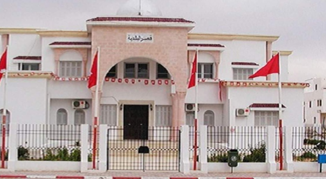 الكاتب العام للنقابة الأساسية ببلدية القيروان لـ"الصباح نيوز" : وضع البلدية كارثي و نطالب بحل المجلس البلدي