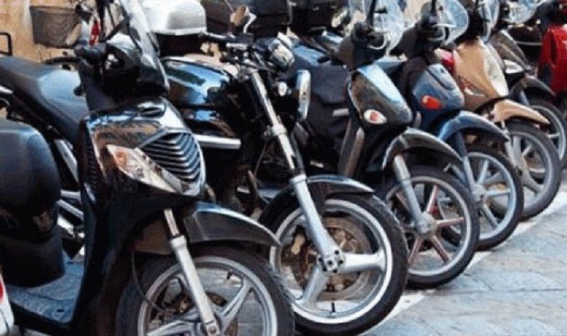 الاطاحة بسارقي الدراجات النارية  في رأس الجبل