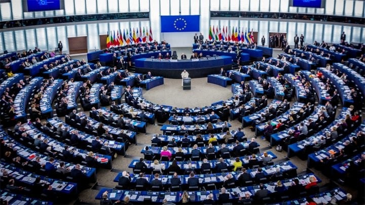 البرلمان الأوروبي يصوت على دعم انضمام كرواتيا لمنطقة "شنغن"