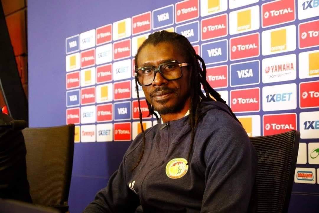 السنغال: المدرب أليو سيسيه يمدد عقده مع "أسود التيرانغا" إلى غاية 2024