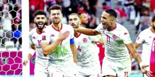 المنتخب التونسي يفوز على إيران 
