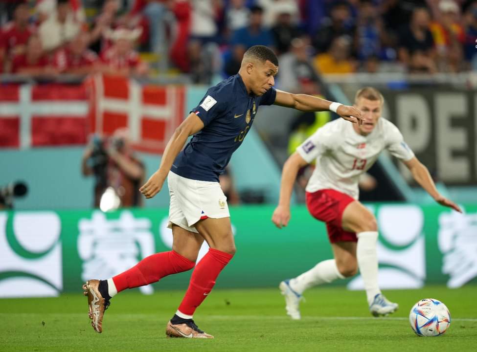مونديال قطر: فرنسا تهزم الدنمارك وتتأهل إلى الدور الثاني