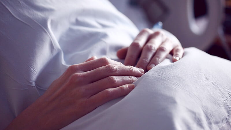 مدير مصحة وطبيب أمام التحقيق في قضية إجهاض قاصر بسليمان