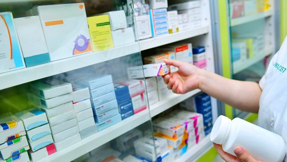 الغرفة النقابية للمؤسسات الصيدلية الموزعة للأدوية بالجملة تقرر إيقاف النشاط