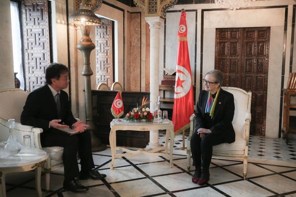 تجسيد مخرجات ندوة "تيكاد" محور لقاء بودن بسفير اليابان بتونس