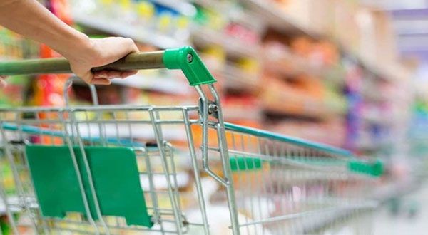 بعد الارتفاع التاريخي في نسبة التضخم ..  توقعات بترفيع جديد في نسبة الفائدة وضرب الاستثمار والقدرة الشرائية للتونسي أبرز التداعيات