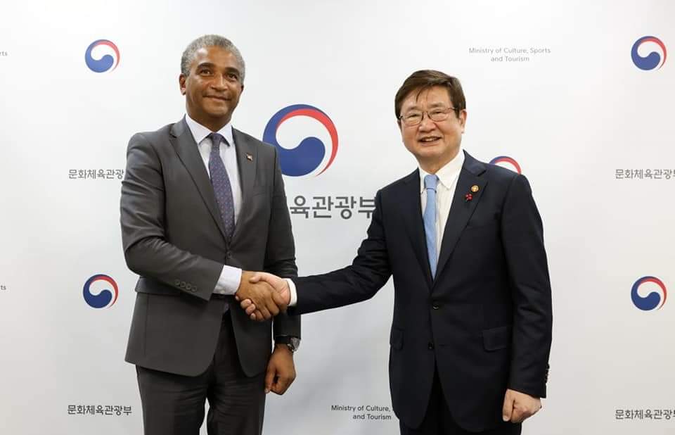 ماذا في لقاء كمال دقيش ووزير الرياضة والثقافة والسياحة الكوري؟