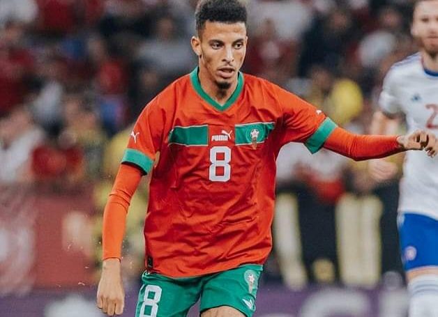 انضم للمغرب بالصدفة.. من هو عز الدين أوناحي الذي أثار دهشة إنريكي؟