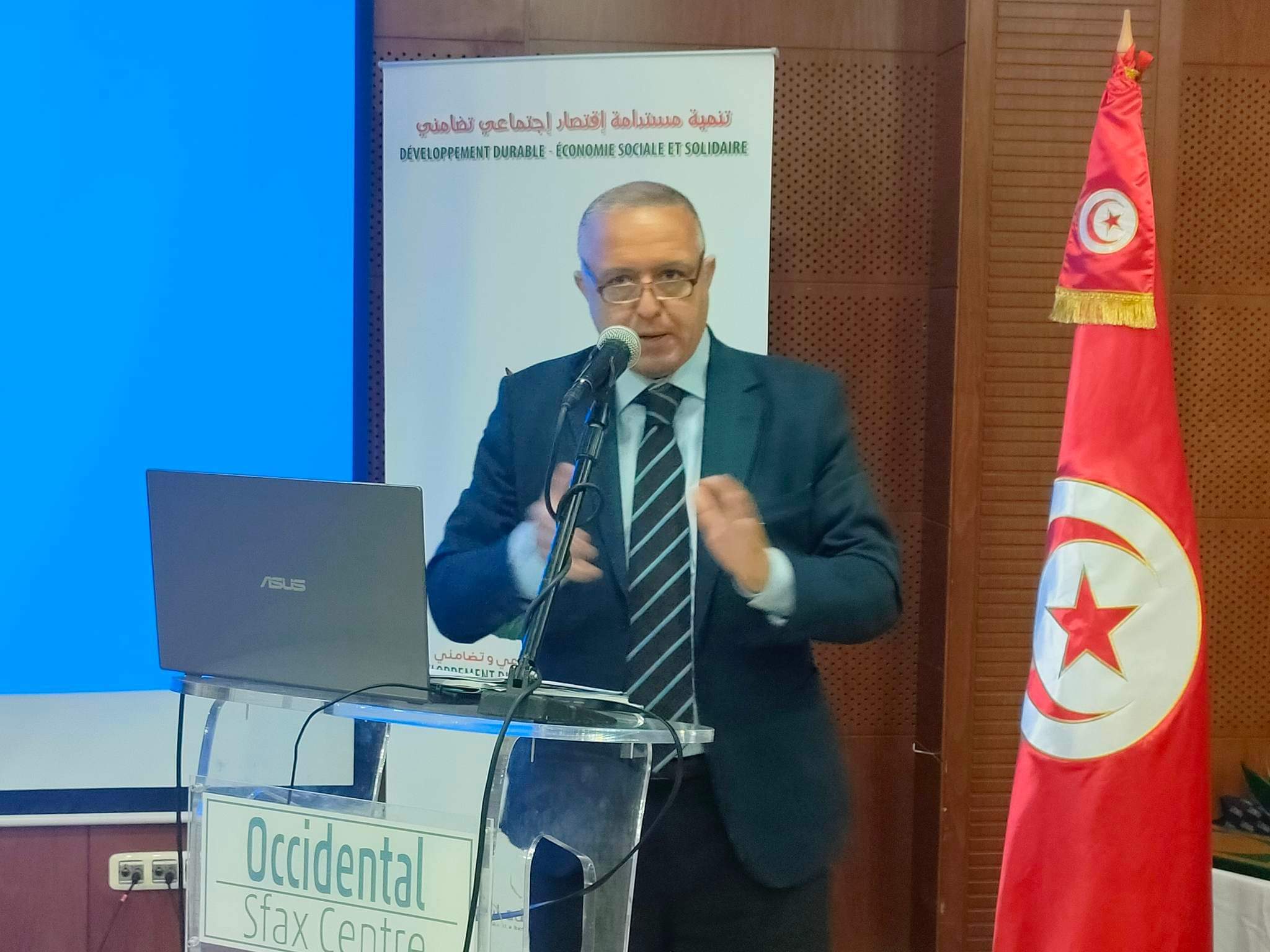 صفاقس: الصيد العشوائي وعلاقته بالهجرة غير النظامية محور ندوة علمية