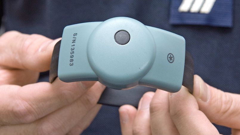 بعد دخول السوار الالكتروني حيز التجريب العملي العقوبات البديلة.. الحلّ الوحيد لمجابهة أزمة السجون! 