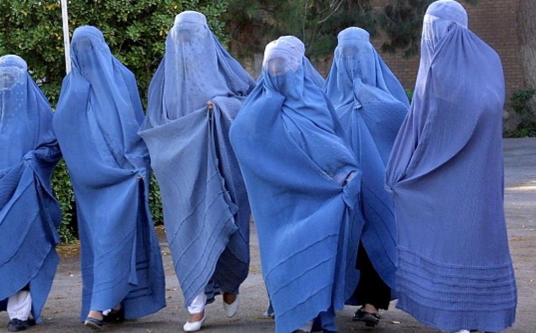  مجلس الأمن يندد بالحظر الذي تفرضه طالبان على النساء في أفغانستان