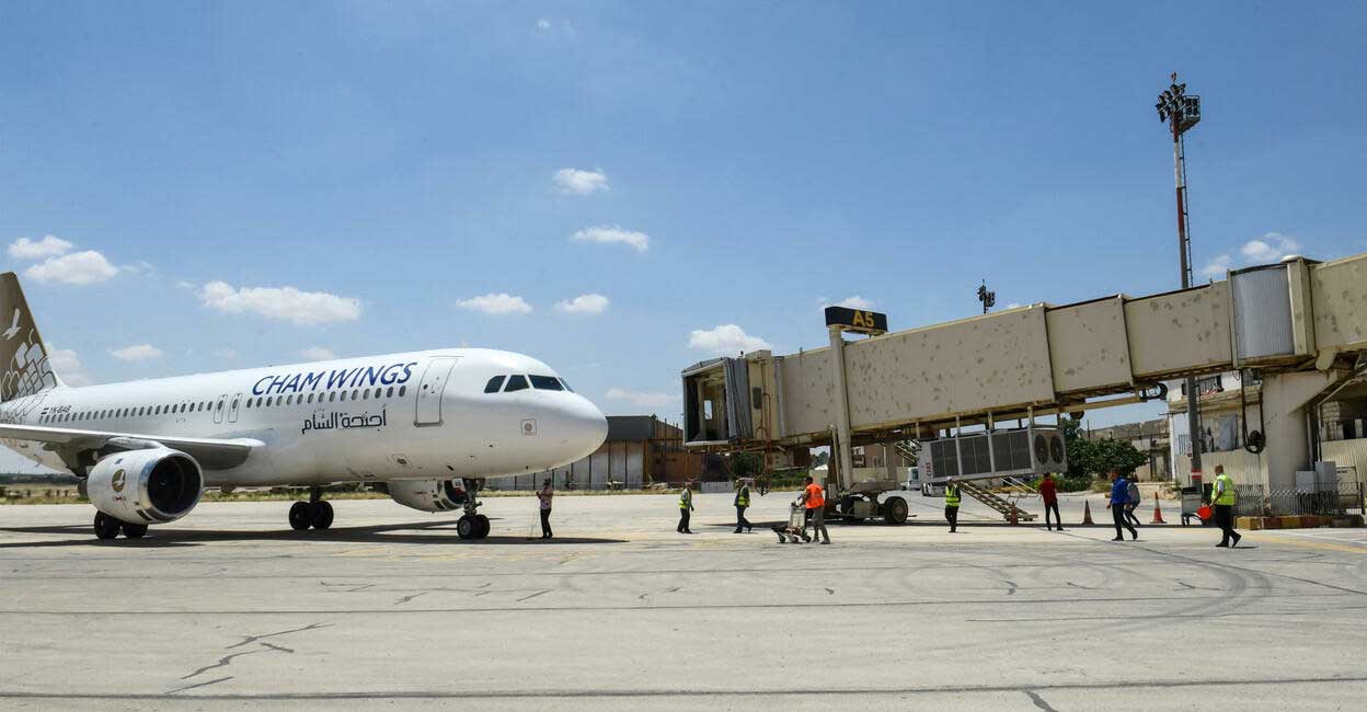 استئناف نشاط مطار دمشق بعد غارات إسرائيلية