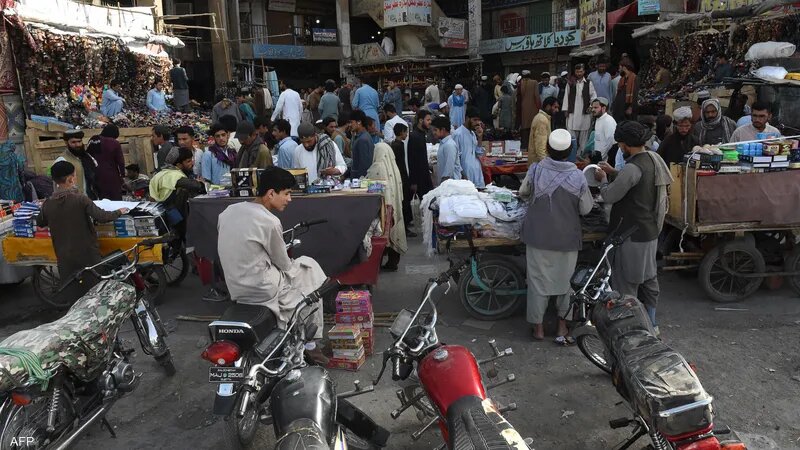 لترشيد استهلاك الطاقة.. باكستان تلزم المتاجر بالإغلاق مُبكرا