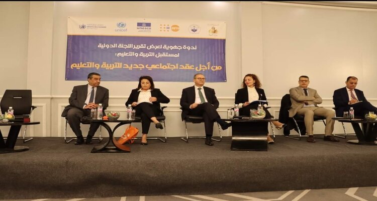 قريبا مشروع عقد اجتماعي جديد للتربية والتعليم في تونس  .. نحو التسريع في إصلاح المناهج والكتب المدرسية.. وتغيير الزمن المدرسي