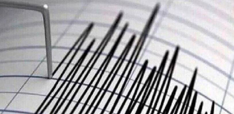  زلزال بقوة 7,6 درجات قبالة إندونيسيا