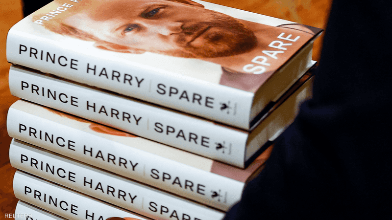 بعد سلسلة من الفضائح.. مذكرات الأمير هاري أسرع الكتب مبيعا في بريطانيا