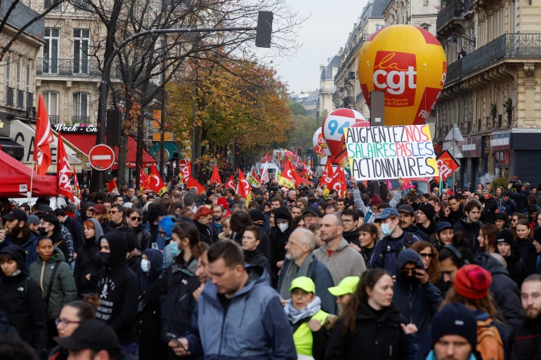 حركات احتجاجية في شكل جديد تزيد من حدة التوتر في فرنسا