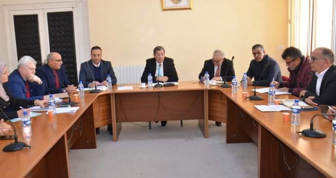 تحت إشراف والي سوسة..جلسة لمتابعة مشاغل قطاع الصيد البحري 