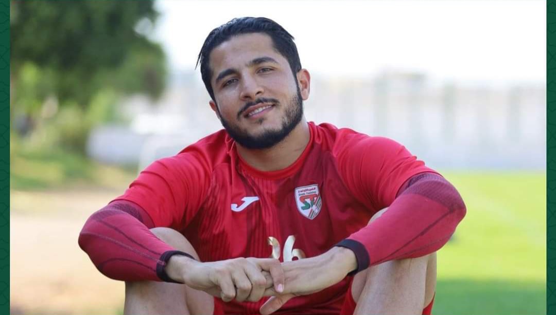 الصادق التوج يوقع لـ"البقلاوة "